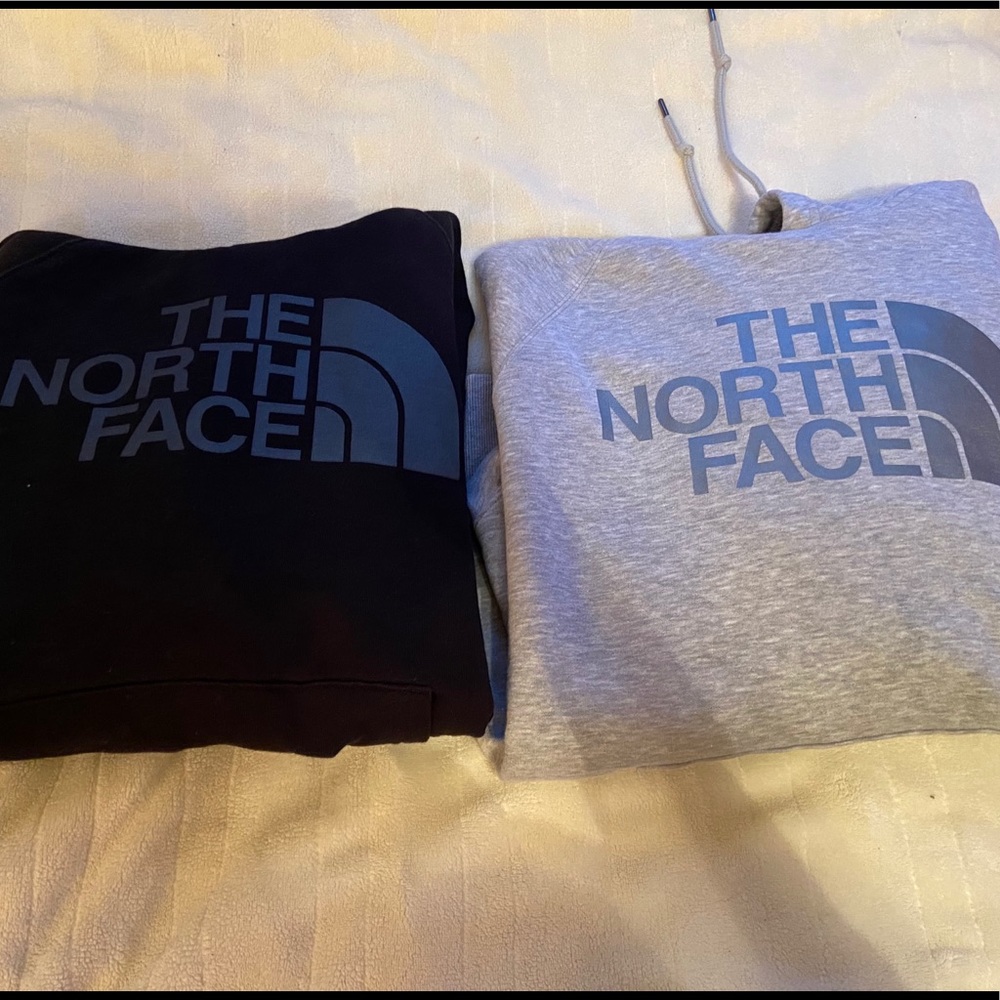 Women’s North face hoodies